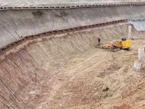 昌吉基坑边坡加固